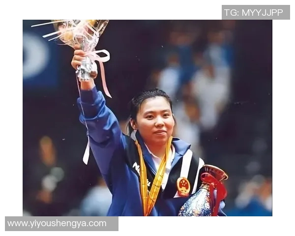 女子足球明星赛冠军揭晓球场上的巾帼英雄展现风采与实力